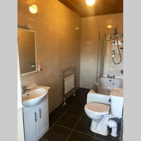 Spacious Seaside 3km From דירה *